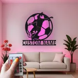 Cartel de metal personalizado de jugadora de fútbol femenino con luz LED, regalo personalizado para aficionados al fútbol, decoración para sala de juegos