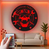 Individuelles Garagenschild mit LED | Personalisiertes Mechaniker Skull Metall Wandkunst | Vintage Biker Dekor für Werkstatt oder Man Cave