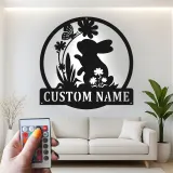 Insegna in metallo LED personalizzata con coniglio e farfalla, regalo per nursery, decorazione per stanza dei bambini