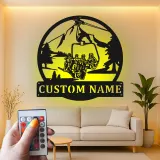 Insegna in Metallo con Seggiovia Personalizzata | Arte Murale Retroilluminata per Sciatori | Decorazione per Cabinette Montane e Regalo per Nome di Famiglia