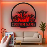 Personalisierte Kuhfamilie LED-beleuchtete Metall-Wandkunst – Bauernhof-Geschenk für Landwirte, rustikale Küche oder Scheunendeko