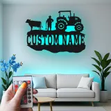 Insegna in metallo personalizzata con trattore e LED | Decorazione murale farmhouse su misura | Arredo rustico da fienile per ranch | Regalo per agricoltore