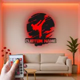 Personalisiertes Karate Metallschild | LED-Kämpfer-Silhouette für Dojo & Jugendzimmer | Individuelle Kampfsport-Dekoration