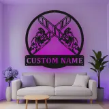 Personalisierte LED-Metall-Wandkunst mit Kettensäge – Geschenk für Holzfäller, Garage oder Werkstatt