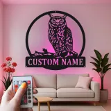 Insegna LED in metallo con gufo reale | Decorazione murale personalizzata per amanti della natura | Arredo rustico da baita
