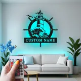 Insegna in Metallo Personalizzata con Faro | Arte Nautica da Parete con LED | Decorazione per Casa Costiera e Regalo per Casa al Mare