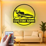Insegna LED in metallo con lucertola dal collare | Arte murale personalizzata con nome per rettili | Decorazione con sagoma animale esotico per casa e attività