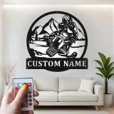 Cartel LED de piloto de moto de nieve personalizado | Arte mural de metal personalizado | Regalo de aventura en montaña para amantes de la moto de nieve