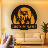 Cartel de metal LED personalizado de águila en el bosque, regalo para amantes de la naturaleza, decoración rústica de cabaña