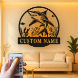 Art mural en métal requin blanc LED | Enseigne océan personnalisée | Décoration murale nautique pour bureau et maison côtière | Accent prédateur marin