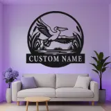 Panneau LED de pélican personnalisé | Art mural en métal pour maison de plage et décoration côtière | Plaque nominative personnalisée