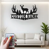 Cartel de metal personalizado con luz LED de asta de ciervo Regalo personalizado para cazadores Decoración de cabaña rústica 1