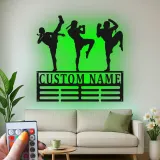 Panneau LED Muay Thai Personnalisé | Art mural en métal Kickboxing sur mesure | Décor d'Arts Martiaux pour Salle de Sport ou Cadeau pour Athlète