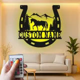 Insegna per Cavalli Personalizzata con LED | Insegna in Metallo a Forma di Ferradura | Decorazione Rustica per Ranch e Regalo Equestre