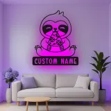Décoration murale en métal personnalisée avec paresseux mangeant de la pizza et rétroéclairage LED - Cadeau amusant pour les amateurs de pizza