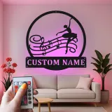 Personalisiertes Ballerina Musiknoten LED-beleuchtetes Metallschild - Tänzer Geschenk für Ballettliebhaber - Schlafzimmer oder Studiodekor