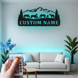 Individuelles Pferde-Ranchschild | Personalisierte LED-Metallkunst | Familienname & Bergszene | Bauernhaus-Wanddekoration