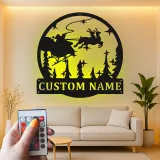 Cartel de metal personalizado de trineo de Santa | Decoración mural navideña LED | Arte navideño personalizado con nombre de familia | Silueta festiva de reno