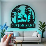 Insegna in metallo personalizzata con cervo e luce LED per amanti della natura, regalo per cabin