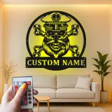 Letrero LED de Calavera Pirata Personalizado | Decoración Mural de Metal Personalizada | Decoración Náutica para Man Cave | Regalo de Huesos de Marinero