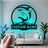 Décoration murale LED en métal requin blanc | Panneau personnalisé avec prénom | Déco prédateur marin pour bureau et man cave | Cadeau vie marine
