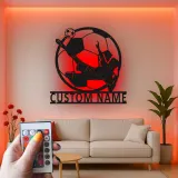 Panneau Métallique de Joueur de Soccer Personnalisé | Décoration Murale LED de Nom pour Chambre de Garçon | Silhouette de Coup de Pied de Bicyclette | Cadeau pour Athlète