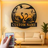 Insegna in metallo personalizzata con cigni | Arte murale retroilluminata a LED | Regalo romantico per matrimoni e anniversari