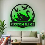Cartel de Metal LED de Cisne Personalizado | Arte Mural de Escena de Estanque Personalizada | Regalo para Amantes de la Naturaleza y Decoración de Granja Moderna