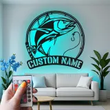 Insegna LED da pesca personalizzata | Insegna in metallo personalizzata | Decorazione con nome del pescatore per casa al lago e baita, idea regalo