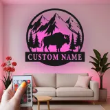 Personalisierte LED-Leuchttafel aus Metall mit Bison-Motiv – Rustikales Geschenk für Naturfreunde