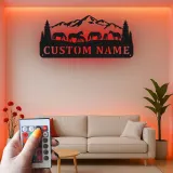Individuelles Pferde-Ranchschild | Personalisierte LED-Metallkunst | Familienname & Bergszene | Bauernhaus-Wanddekoration