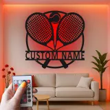 Enseigne LED en métal raquette de tennis personnalisée | Art personnalisé avec nom de joueur | Décor sportif lumineux | Art mural pour salle de jeux