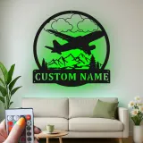 Personalisierte LED-beleuchtete Metall-Wandkunst Flugzeug Geschenk für Piloten Hangar oder Büro Dekor 1