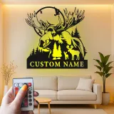 Personalisierte Metall-Wandkunst mit Elch und Wald LED-Beleuchtung – Einzigartiges Geschenk für Naturliebhaber und Hütten-Dekoration