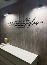 Insegna Logo Aziendale | Branding Ufficio 3D in Metallo Nero Opaco | Decorazione Personalizzata per Saloni e Cliniche | Minimalista Moderna