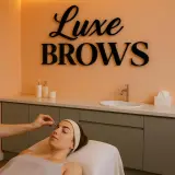 Panneau logo d'entreprise 3D personnalisé | Acrylique et métal | Décor mural de réception | Branding premium pour salons et bureaux