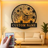 Personalisierte Bienen und Blumen LED Licht Metall-Wandkunst Geschenk für Naturliebhaber Gartenraum Dekor
