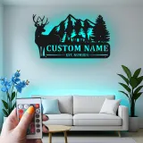 Personalisierte Hirsch-Mountain-Szene LED-Metall-Wandkunst – rustikales Geschenk für die Hütte