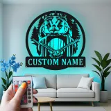 Personalisierte Eule Metall-Wandkunst mit LED | Individuelles Wald-Wildlife-Schild für die Cabin-Dekoration | Geschenk für Naturfreunde