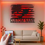 Arte Mural de Metal de Buceador Personalizado | Cartel LED de Bandera Americana | Regalo de Nombre Personalizado para Buceador | Decoración Patriótica para Hogar y Oficina