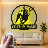 Insegna in metallo personalizzata con luce LED a forma di toro per decorare il ranch, regalo in stile western per la man cave