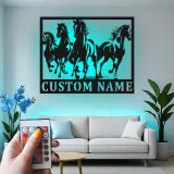 Insegna in metallo personalizzata con LED per cavallo | Arte murale equestri personalizzata | Decorazione per ranch e fienile per amanti dei cavalli