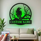 Insegna in metallo Raven | Insegna LED personalizzata per decorazioni gotiche | Regalo per amanti degli uccelli | Decorazione di Halloween per casa e ufficio