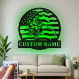 Décoration murale LED en métal pour pêche sur glace | Plaque personnalisée drapeau américain | Cadeau prénom personnalisé pour chalet ou maison au bord du lac