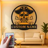 Insegna LED Teschio Pirata | Arte Murale Nautica Personalizzata | Decorazione per Man Cave e Insegna per Bar di Casa con Luci RGB