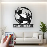 Panneau Métallique de Joueur de Soccer Personnalisé | Décoration Murale LED de Nom pour Chambre de Garçon | Silhouette de Coup de Pied de Bicyclette | Cadeau pour Athlète