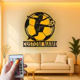Arte mural de metal de jugadora de fútbol femenina | Cartel de luz LED personalizado | Regalo de nombre personalizado para decoración de habitación de atleta | Premio de equipo de fútbol femenino