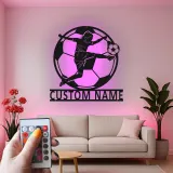 Cartel de metal personalizado de jugadora de fútbol femenino con luz LED, regalo personalizado de fútbol para atletas, decoración para sala de juegos