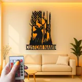 Insegna in metallo personalizzata per cacciatori di cervi con luce LED regalo personalizzato per appassionati di caccia decorazione per cabine o man cave