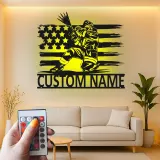 Panneau LED personnalisé pour pompier | Décoration murale en métal personnalisée avec drapeau américain | Cadeau patriotique pour pompier | Décor de caserne